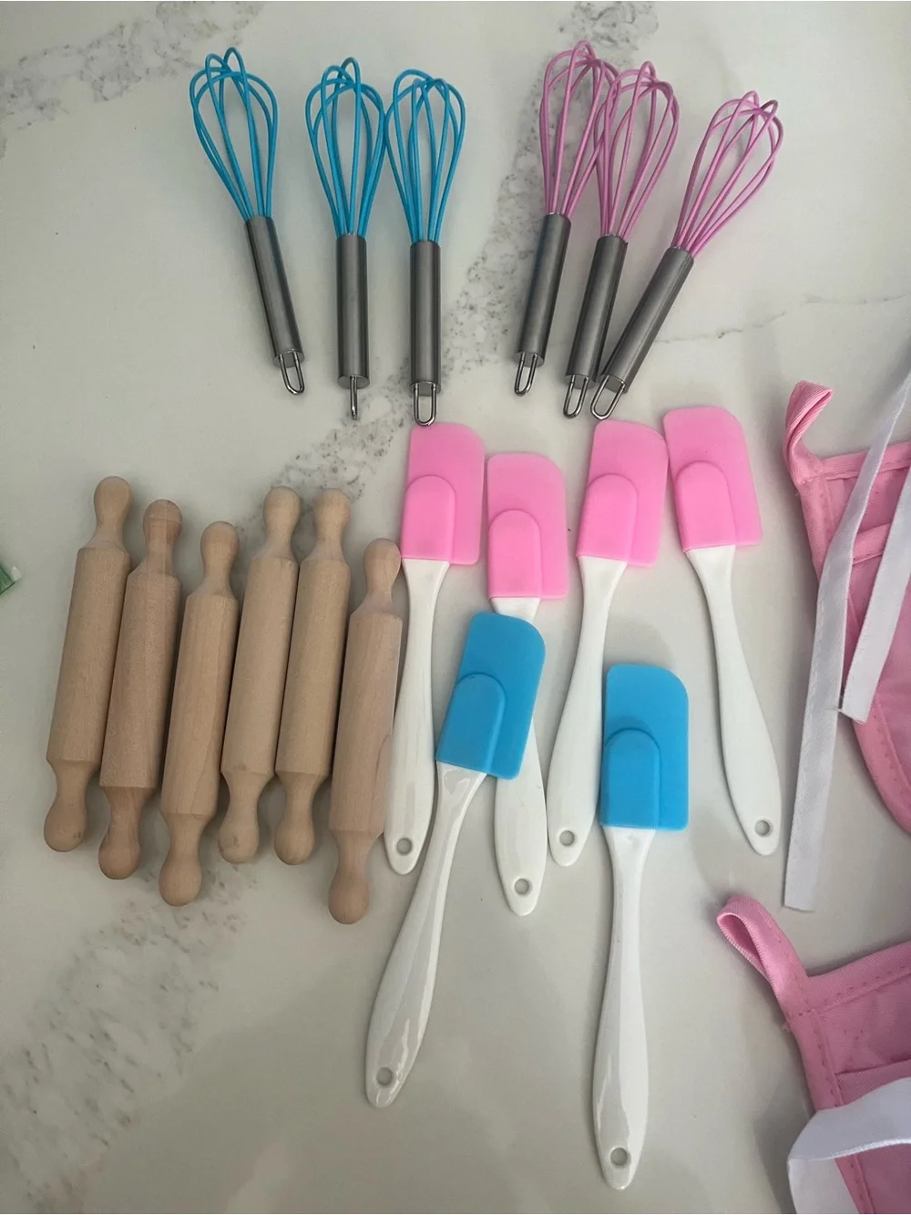 NWOT set of 6 baking/cooking tools for kids.  Fun items for a party!